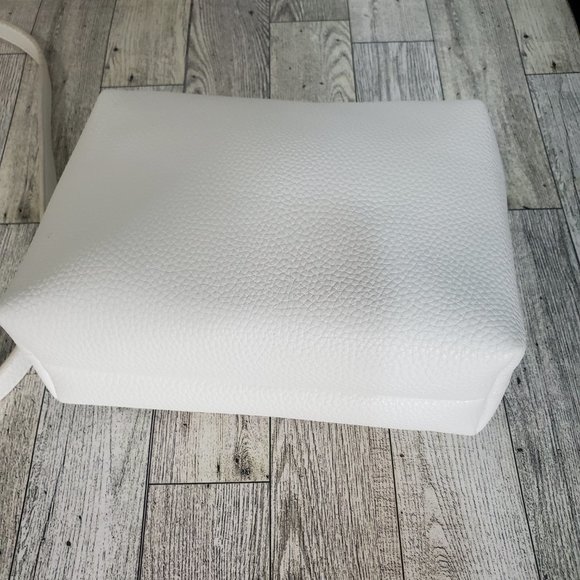 Urban Expressions clear Vinyl handbag W White vegan leather insert. - Picture 12 of 14